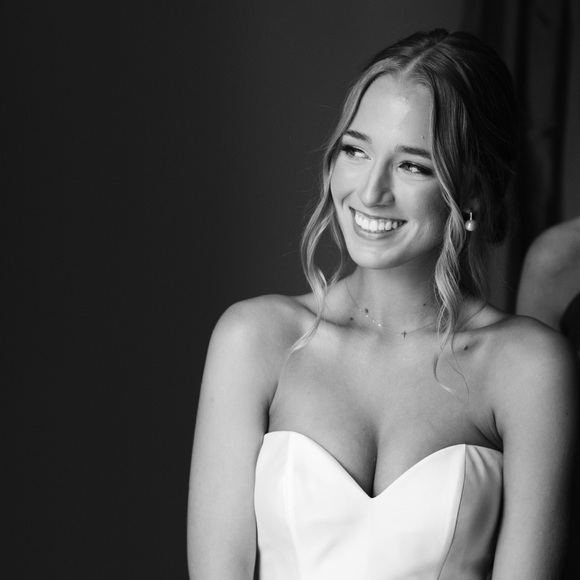 Meet your Posher, T - Picture 1 of 1